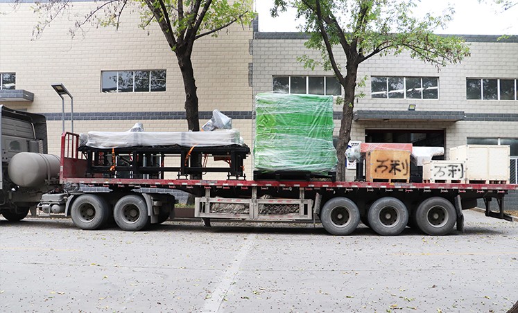 山东万利高速圆锯机远销白俄罗斯 筑牢中俄锯切行业合作基石​